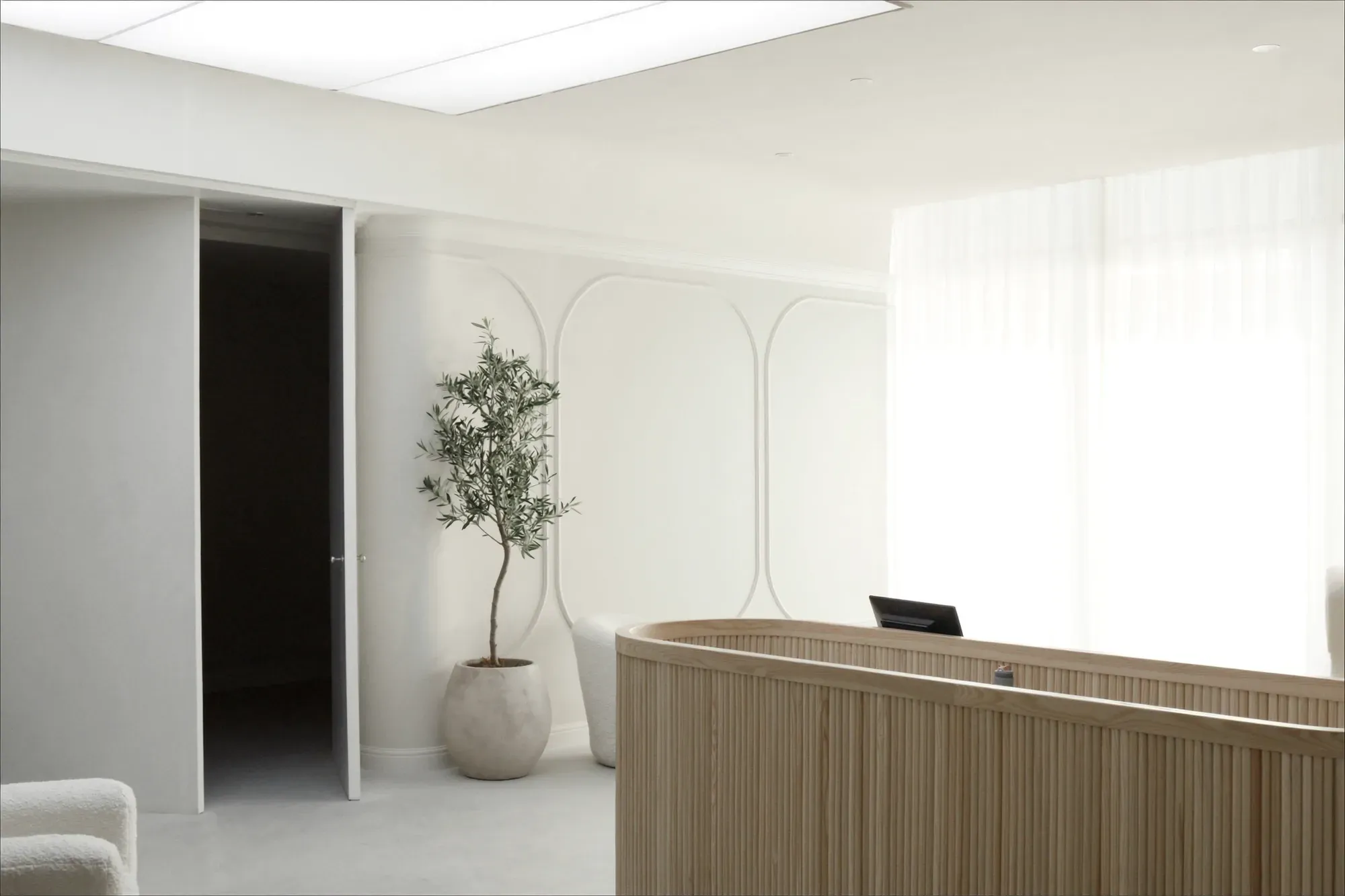 The Pause Mediclinic reception